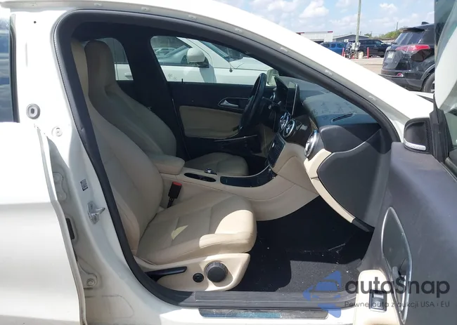 WDDSJ4EB7FN163740: 43130381