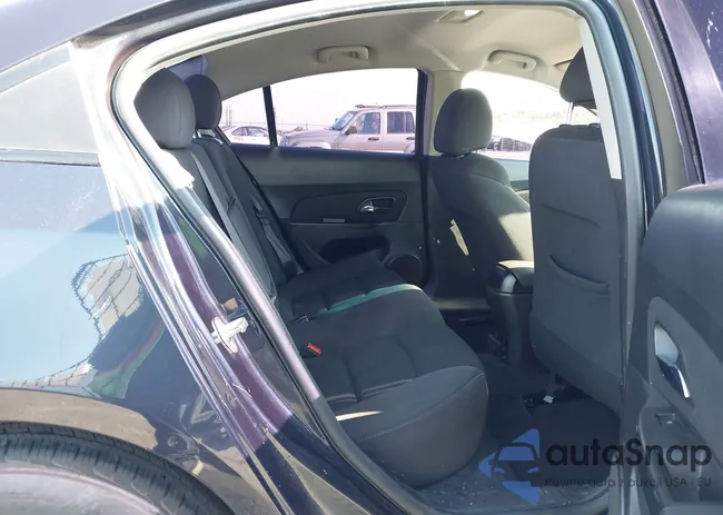 1G1PC5SB8E7183270: 43129842