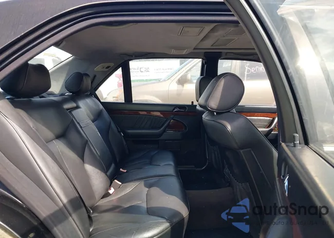 WDBGA43G0VA371235: 43129919