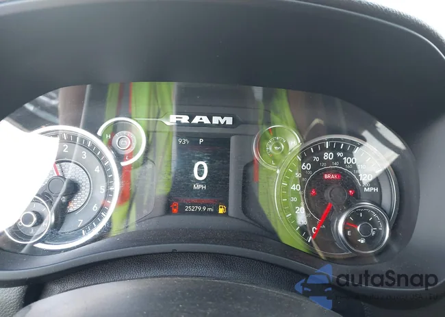 3C6UR5CJ3RG276035: 43130062