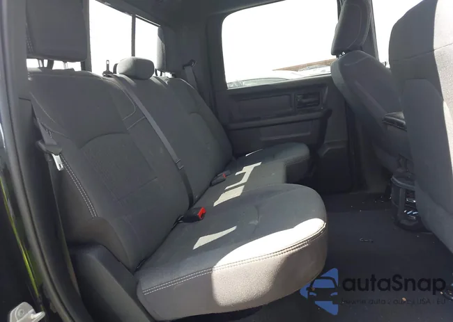 3C6UR5CJ3RG276035: 43130062