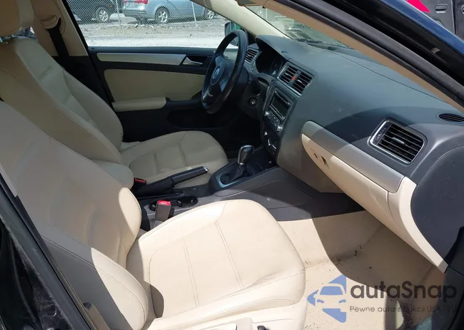 3VWDP7AJ4DM308480: 43130071