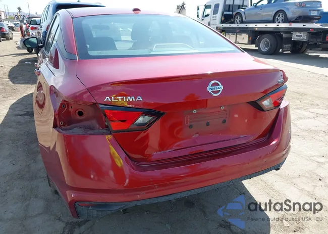 1N4BL4CV0KN324740: 43131202