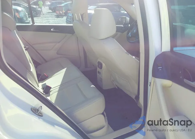 WVGAV7AX8CW566799: 43131412