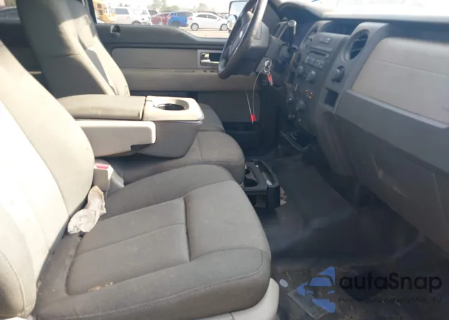 1FTRX12W39KB84085: 43130751