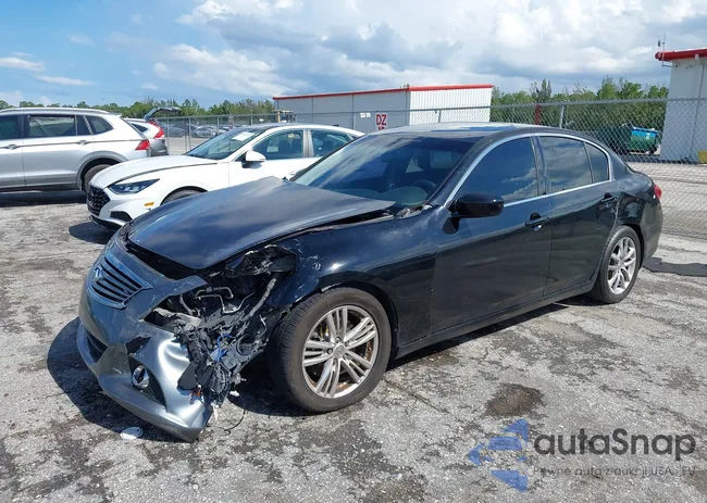 JN1CV6AP9DM305706: 43130826