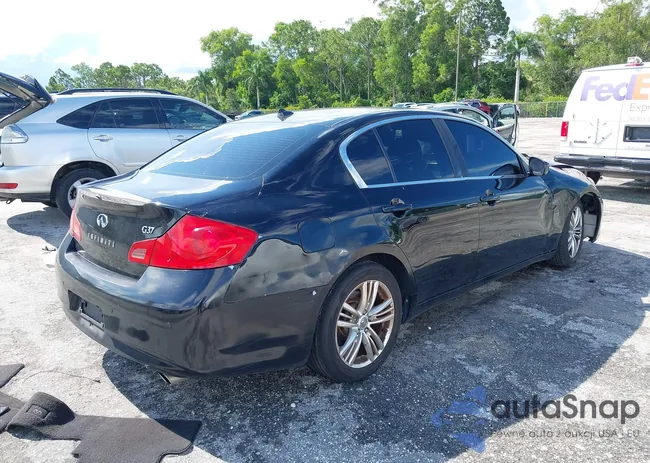 JN1CV6AP9DM305706: 43130826