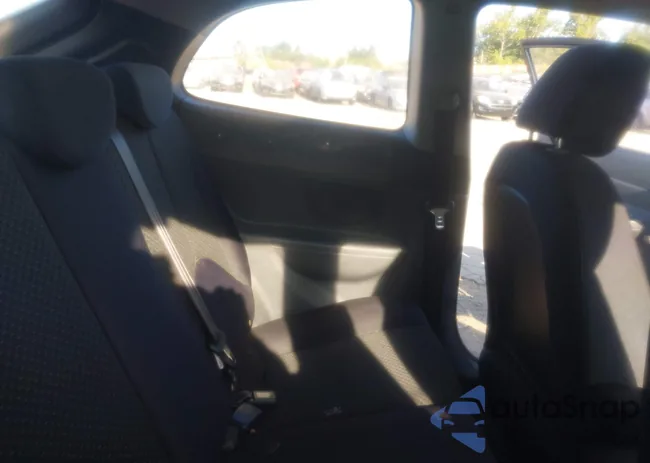 KMHCM3AC1AU153018: 43130920