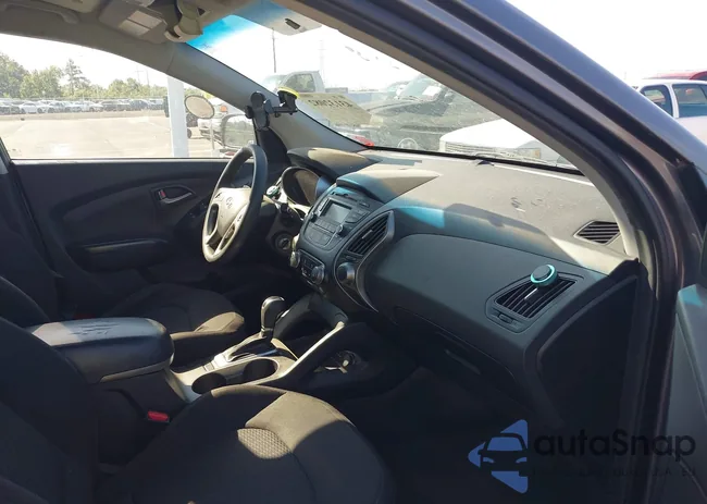 KM8JTCAF9EU938865: 43132082