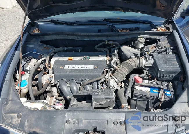 1HGCP26429A191556: 43132137