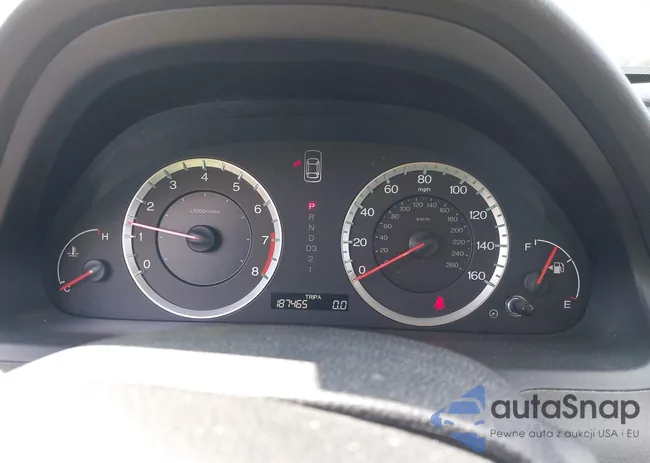 1HGCP26429A191556: 43132137