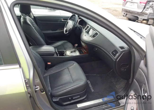 KMHGC4DE7AU095343: 43132161