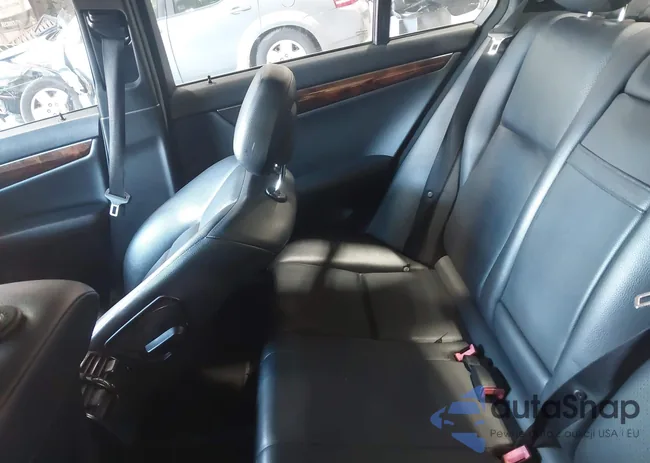 WDDGF8BB9CR211830: 43132244