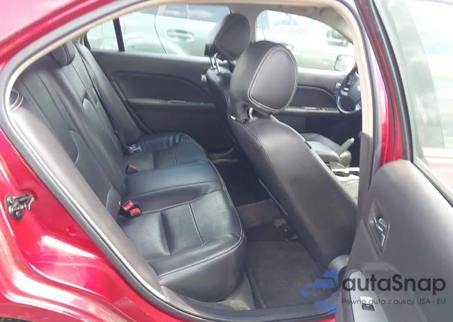 3FAHP0JG2CR265295: 43132379