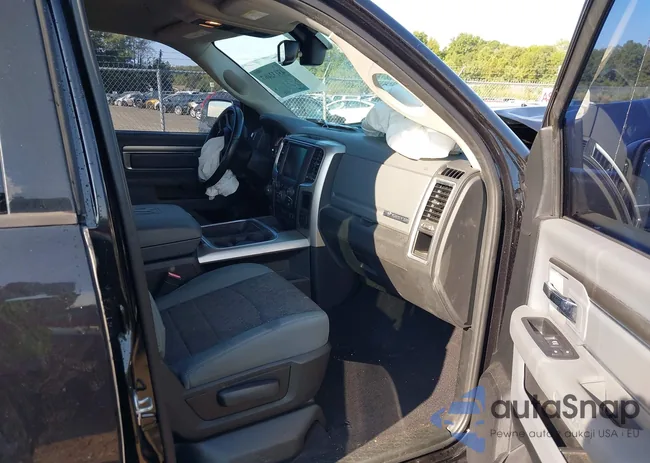 1C6RR6GT6HS511669: 43132467