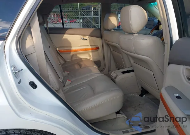 2T2GK31U78C049558: 43132478