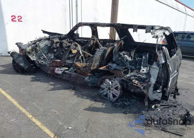 1FMJK2ATXNEA30034: 43132507