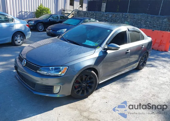 3VW567AJ9CM456940: 43132511