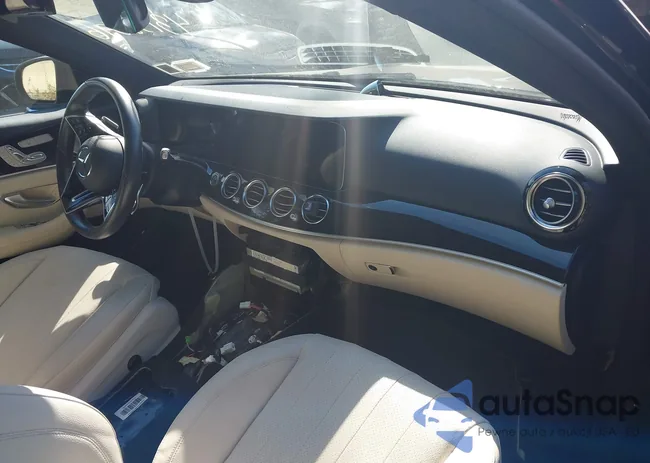 W1KZF8EB3PB137131: 43132596