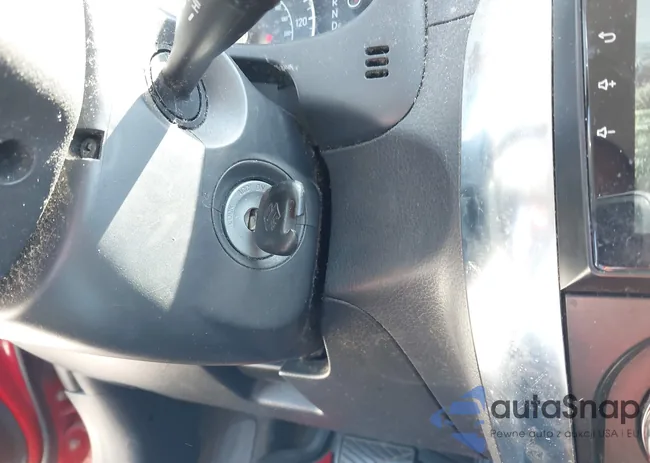 JS2YB413585110513: 43132638