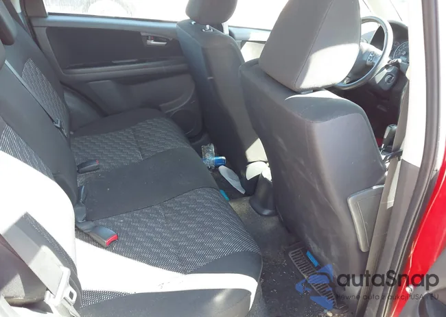 JS2YB413585110513: 43132638