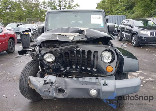 1C4BJWEGXCL133091: 43132645