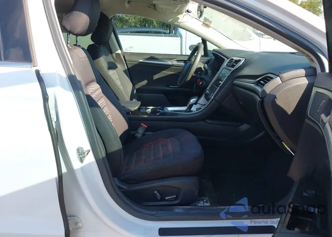 3FA6P0H78GR369194: 43131699