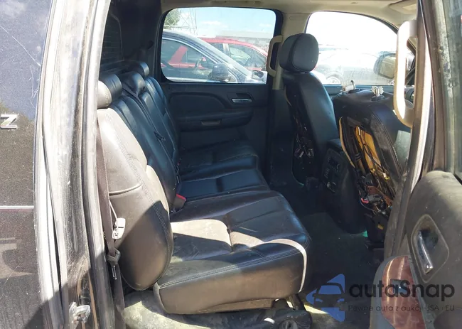 3GNFK12387G166684: 43131811