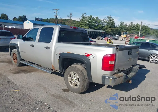 2GCEK13M571677967: 43131814