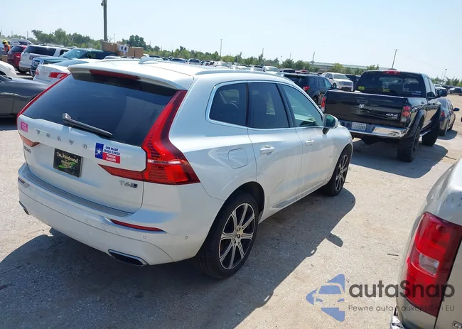 LYVA22RL1JB121857: 43132009