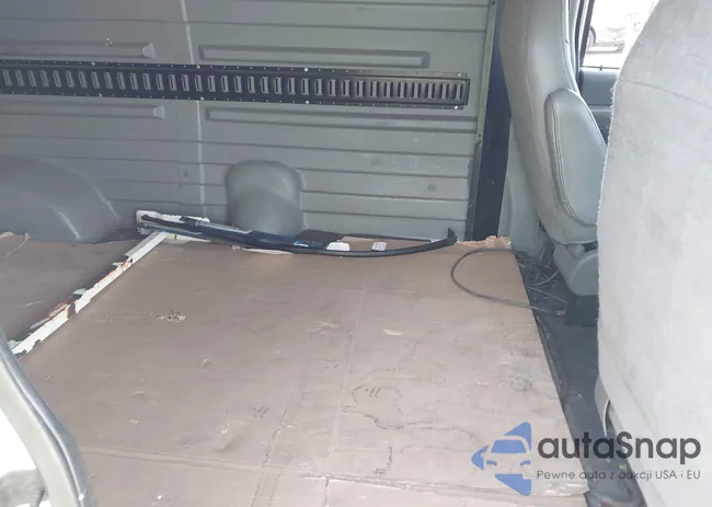 1FTRE142X3HA29070: 43133096