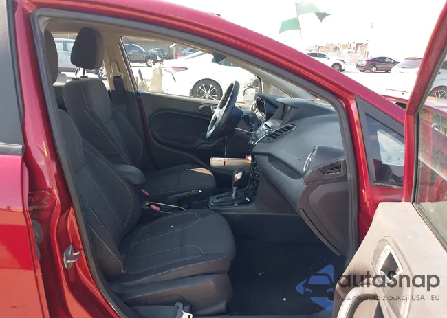 3FADP4BJ2GM104674: 43133176