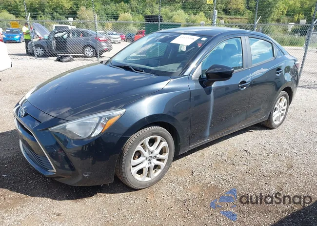 3MYDLBZV3GY100520: 43133208