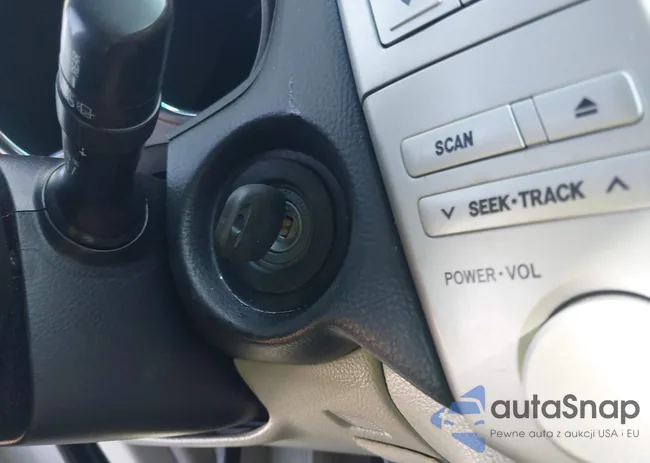 2T2GK31UX8C032687: 43133322