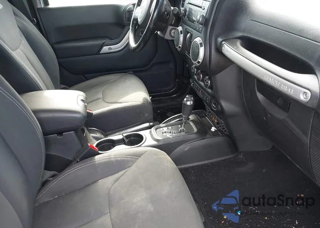 1C4AJWBG0JL891387: 43133344