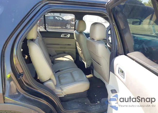 1FM5K7D86EGA31823: 43133485