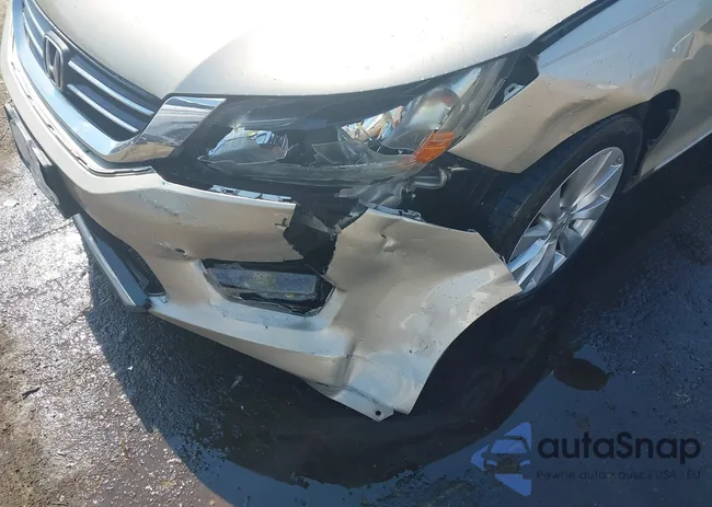 1HGCR2F85DA123869: 43133553