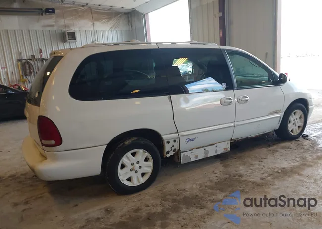 2B4GP44R1VR122614: 43133590