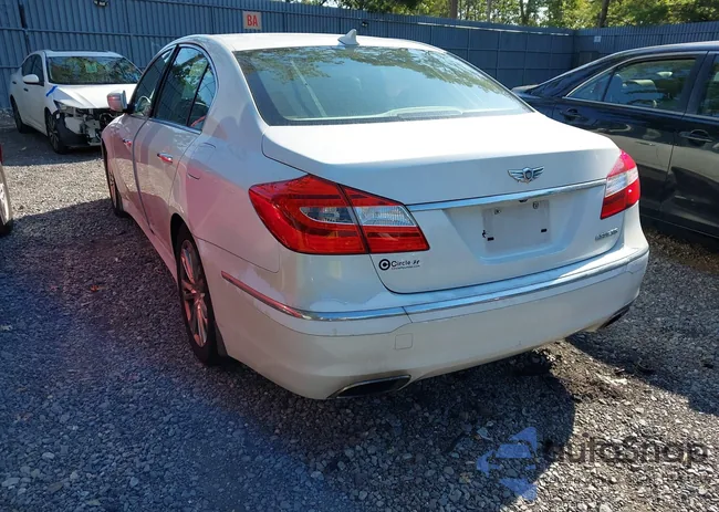 KMHGC4DD6DU222062: 43132698