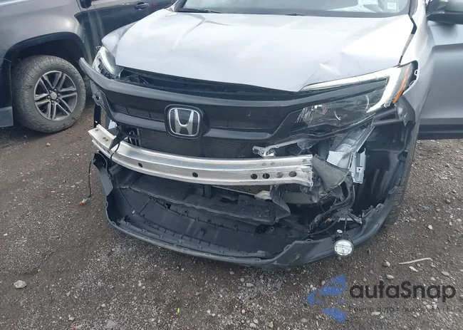 5FNYF6H26MB024725: 43132744