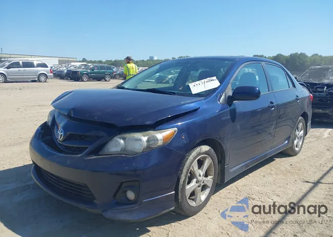 2T1BU4EE3BC714738: 43132860