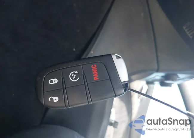 2C3CDXJG2EH272210: 43132890