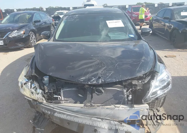 1N4BL3APXEC110966: 43134097