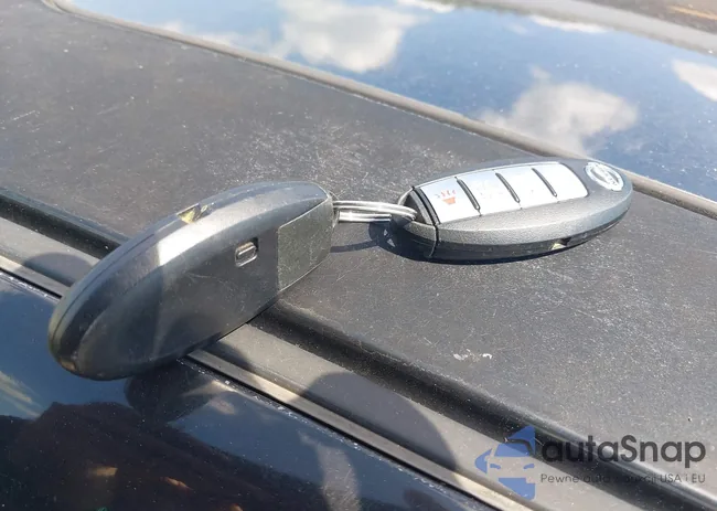 1N4AA5AP1BC857672: 43134344