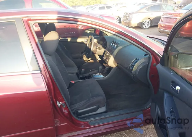 1N4AL2AP4BN446120: 43134467