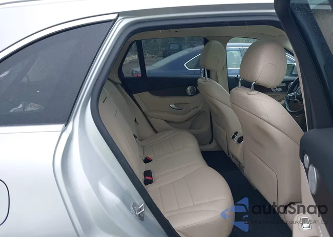 W1N0G8EBXLF847803: 43135157