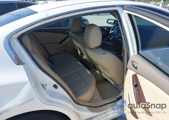 1N4AL2AP2BN483425: 43135212