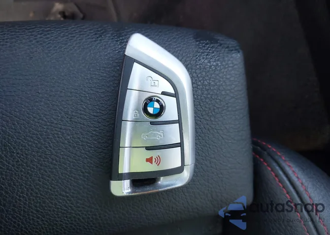 WBA8E3G50GNU01825: 43135441