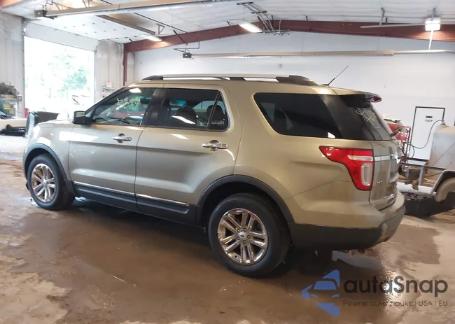 1FM5K8D8XDGA01261: 43135445