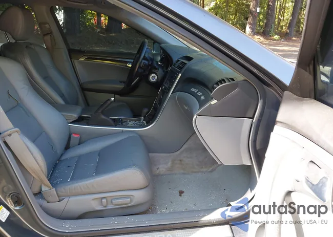 19UUA66205A017281: 43135565